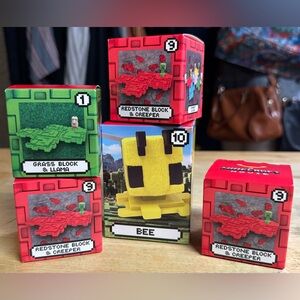McDonald’s Minecraft Toys Bee Llama Creepers